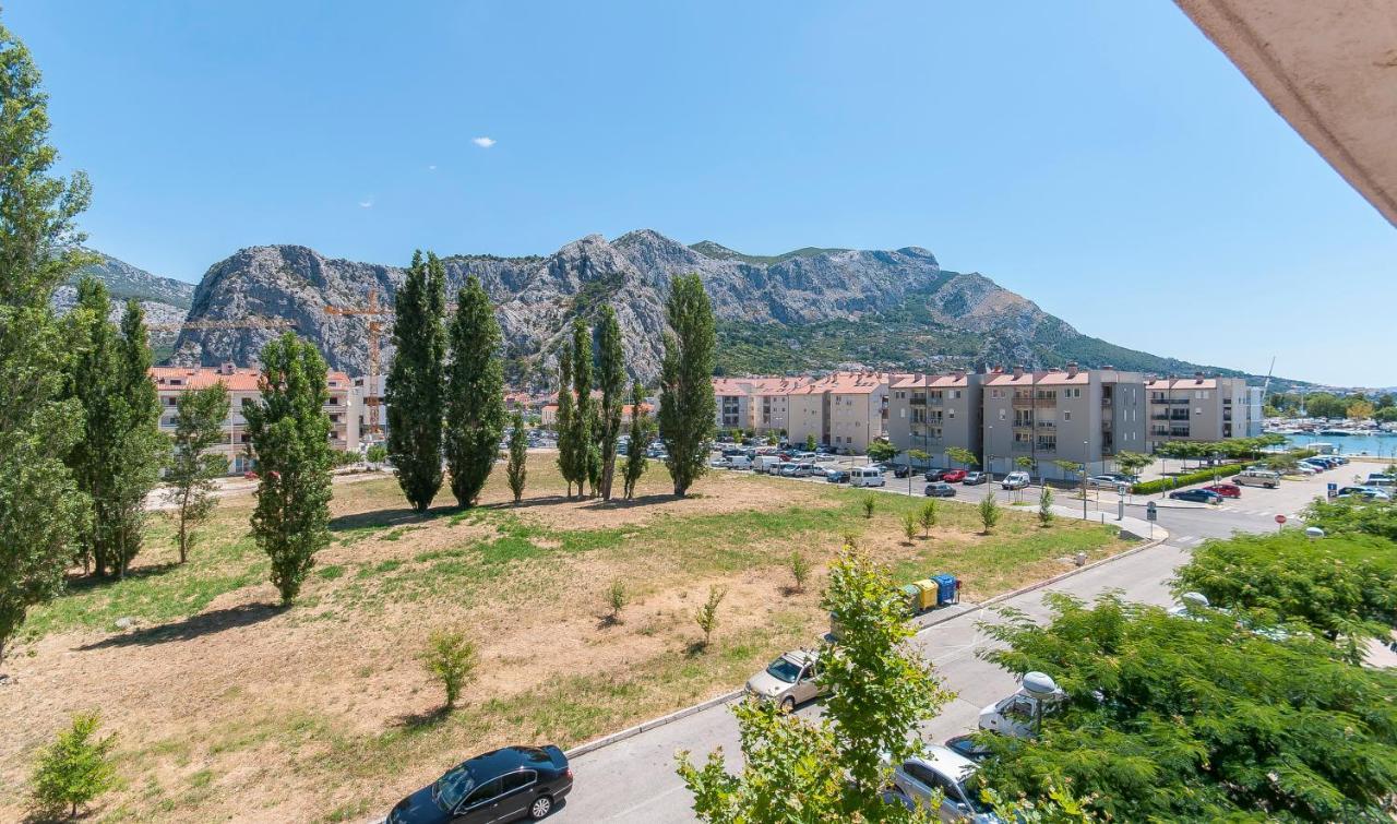 Apartment Luna Omis