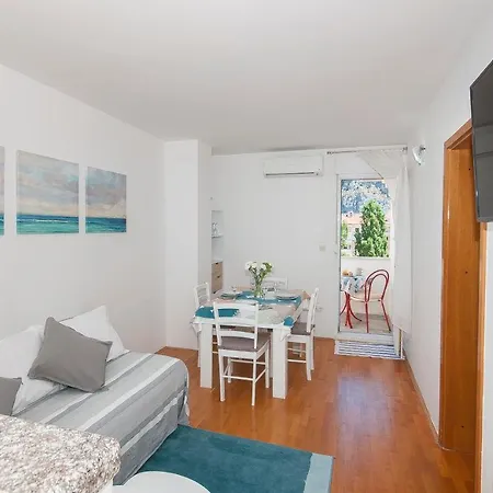 Apartment Luna Omis Exterior photo