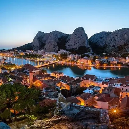 Apartment Luna Omis Exterior photo