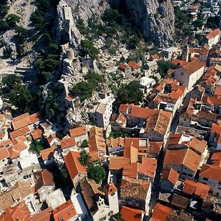 Apartment Luna Omis Exterior photo