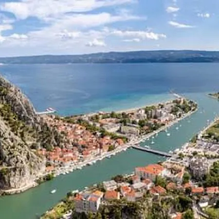 Apartment Luna Omis Exterior photo